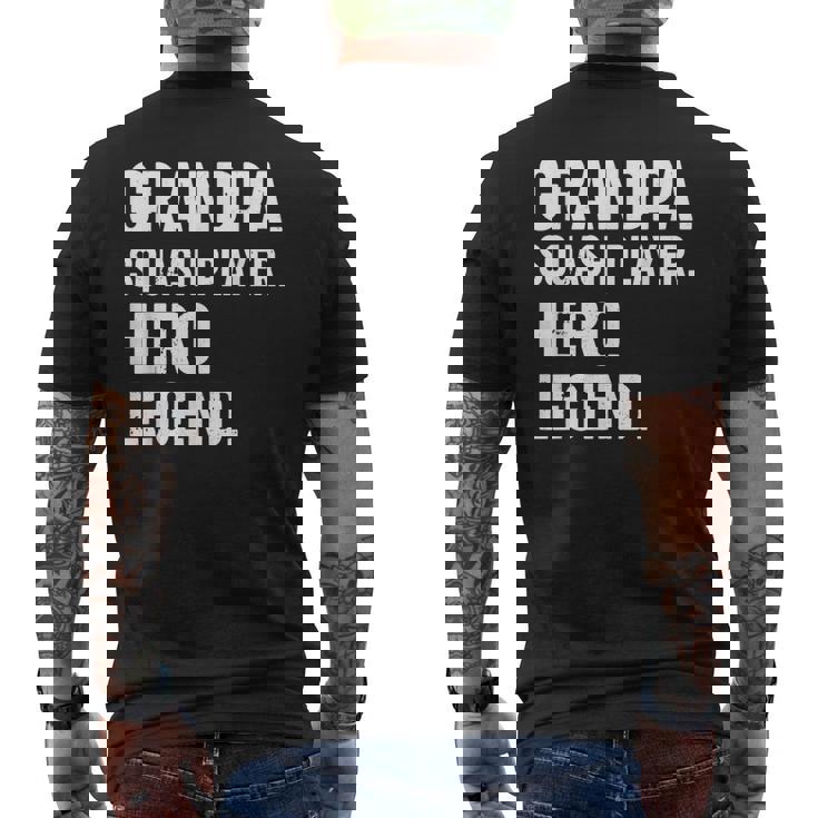 おじいちゃんスカッシュプレイヤーヒーローレジェンド-おじいちゃんスカッシュ メンズTシャツ バックプリント