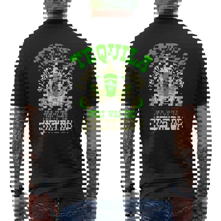 おもしろテキーラ飲んでるテキーラはいつも答えの贈り物 メンズTシャツ バックプリント