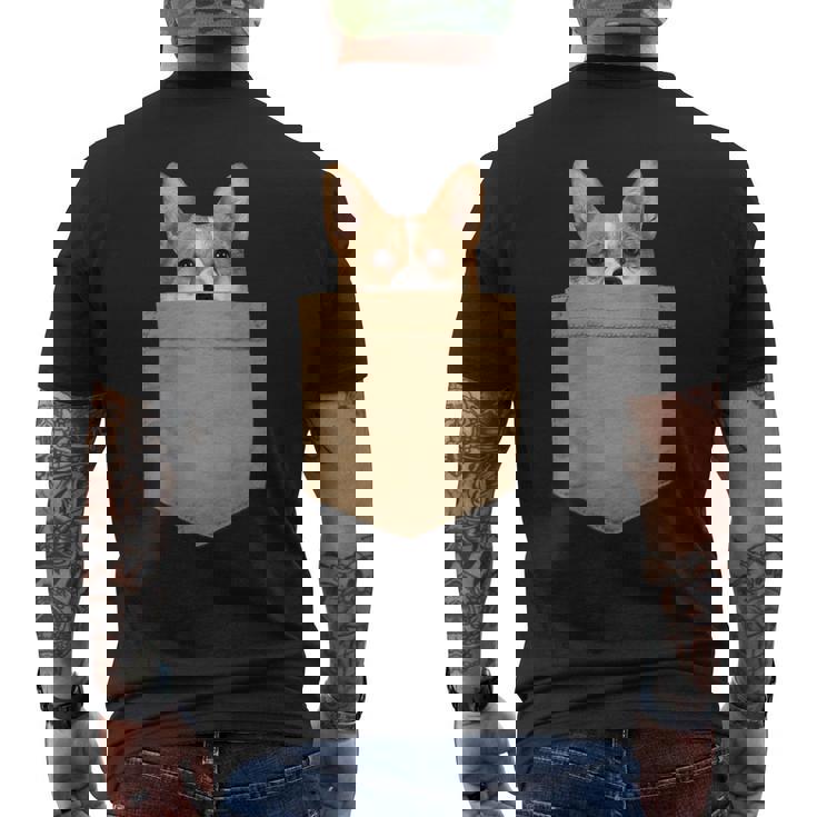 おもしろ犬好きギフトウェルシュ・コーギー・イン・マイ・ユア・ポケット メンズTシャツ バックプリント