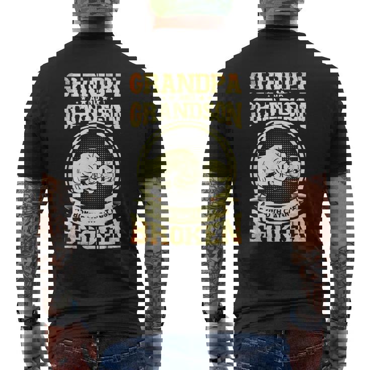 かわいいおじいちゃん 孫 おじいちゃんと孫 メンズTシャツ バックプリント