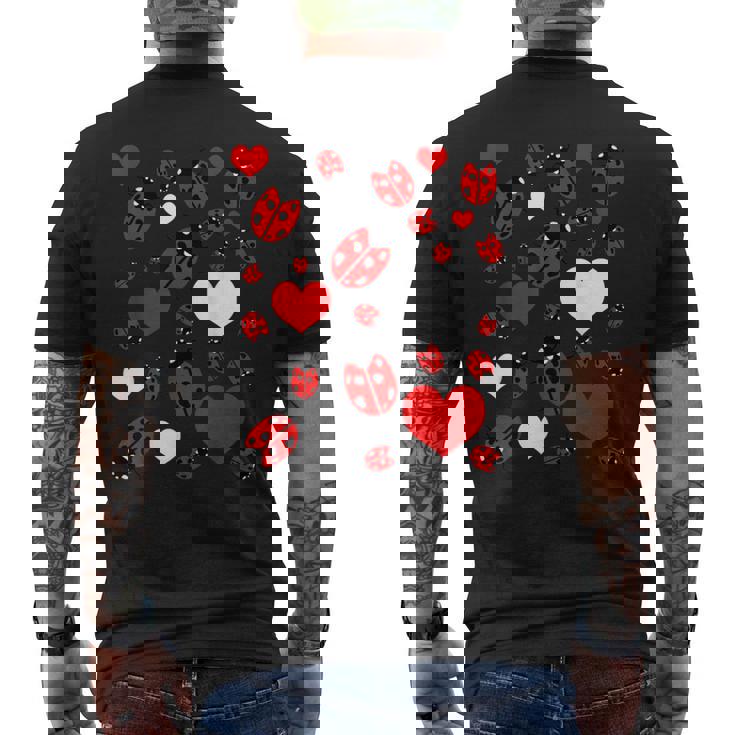 かわいいてんとう虫とハートのてんとう虫柄 メンズTシャツ バックプリント