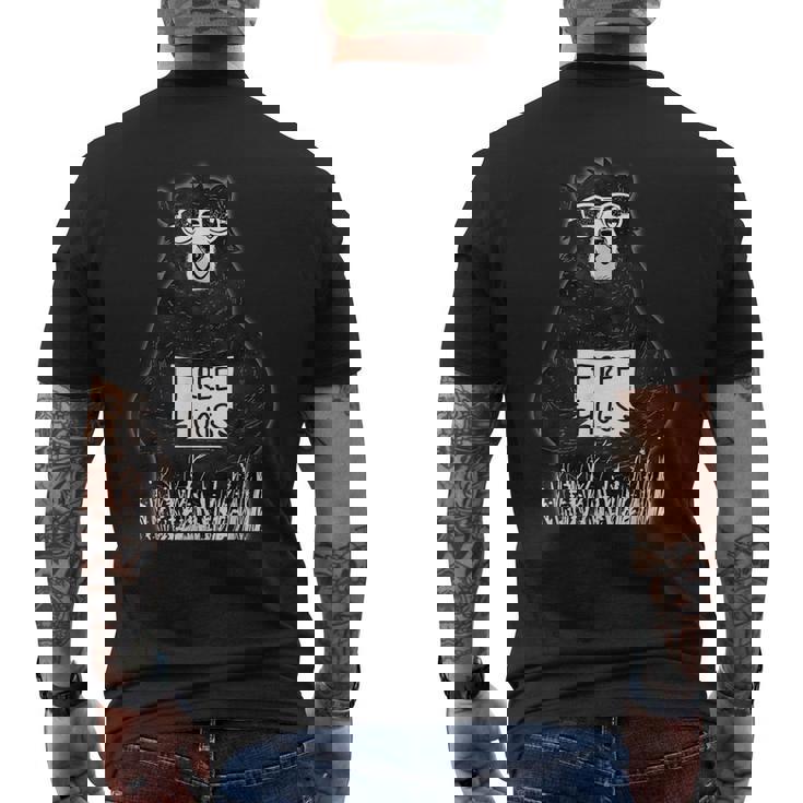 くま 熊 ベア ハグ メンズTシャツ バックプリント