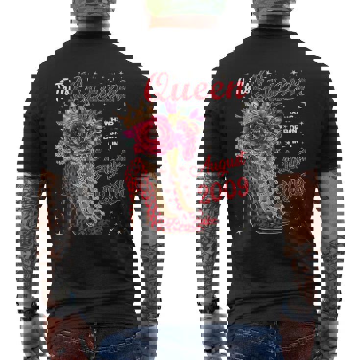 この女王は2009年8月に誕生しました。 メンズTシャツ バックプリント