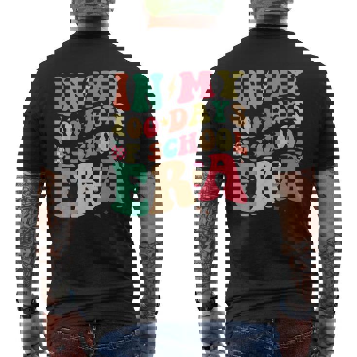 ぼくの学校の100日間の時代。学校教師100日目 メンズTシャツ バックプリント