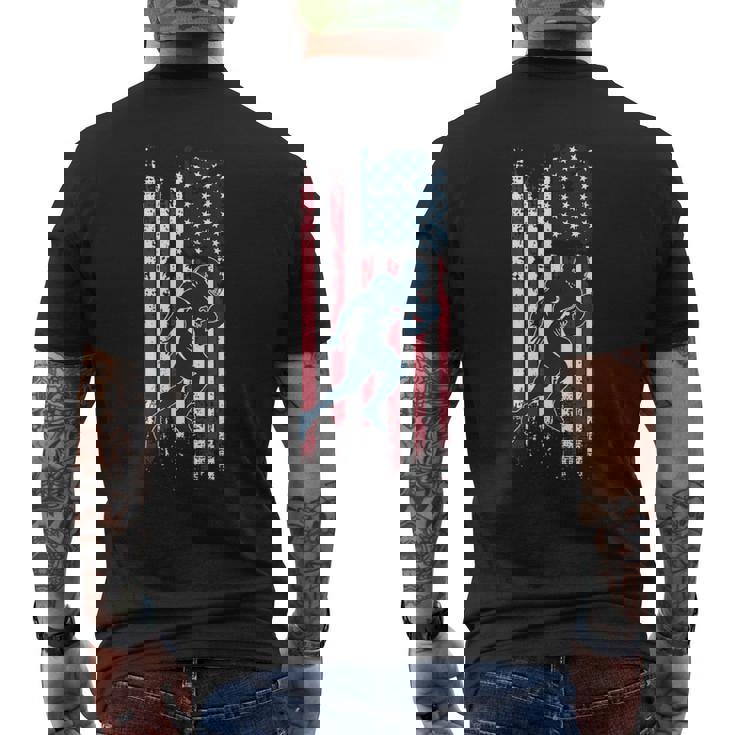 アメリカン フットボール選手 アメリカ国旗 スポーツ ファン 2024 シーズン メンズTシャツ バックプリント