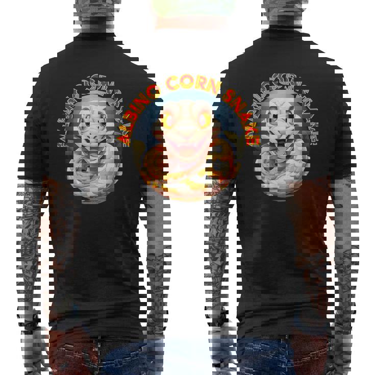 アルビノコーンスネーク 動物 可愛い 人気 へび 蛇 干支 巳 動物園 へび好き 愛好家 爬虫類 コーンスネーク メンズTシャツ バックプリント