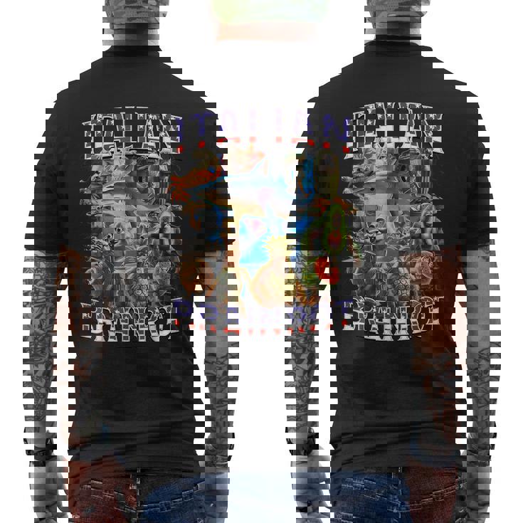 イタリアのブレインロットビッグミーム7月4日フラッグフット。 メンズTシャツ バックプリント