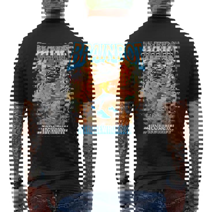 イタリアンブレインロットミームブーツレッグ メンズTシャツ バックプリント