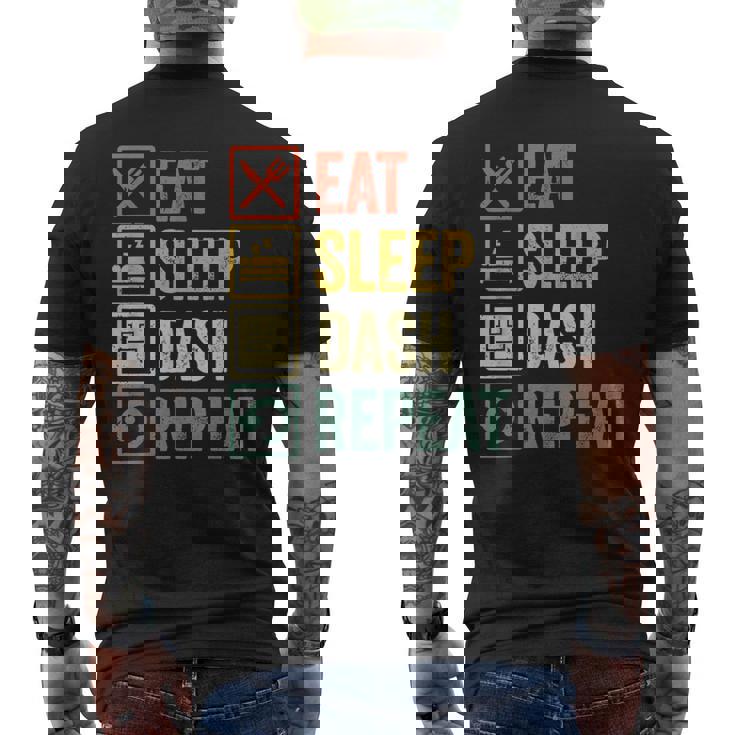 イートスリープダッシュリピートビデオゲームジオメトリビデオゲーマー メンズTシャツ バックプリント