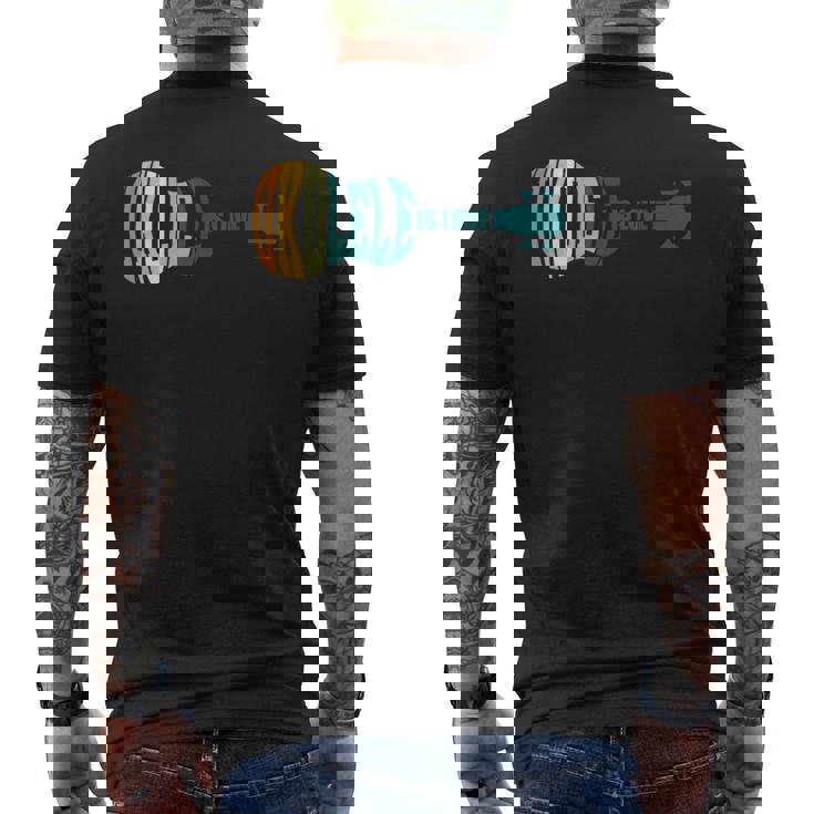 ウクレレ・イズ・ラブ アコースティック ハワイアン ミュージシャン ウクレレ アロハ ギター メンズTシャツ バックプリント