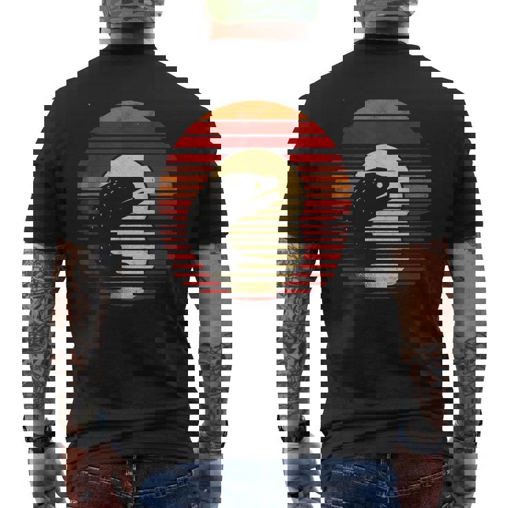 ウツボ サンセット レトロスタイル サファリ ヴィンテージ 70年代 釣り メンズTシャツ バックプリント