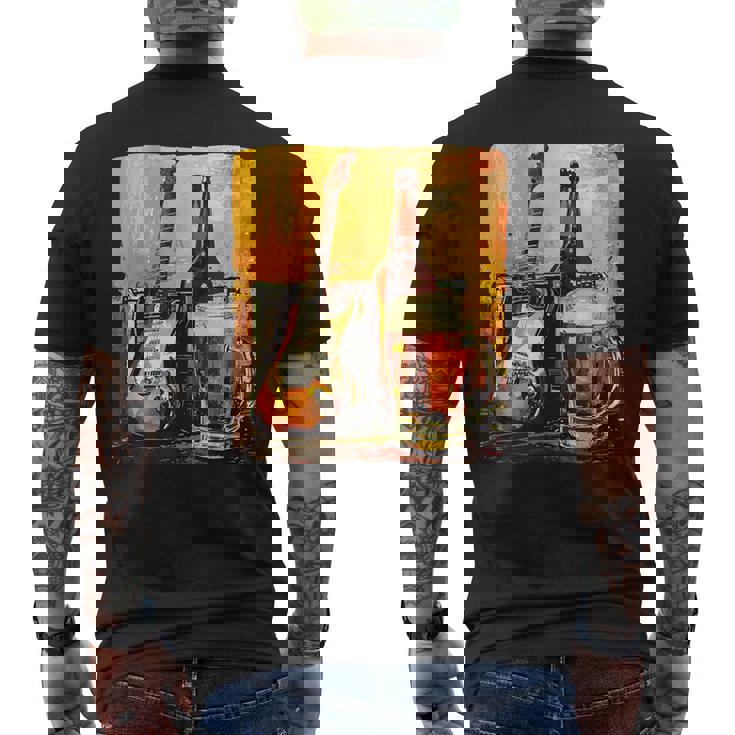 エレキギター好きのための酒とビールのロックギター メンズTシャツ バックプリント
