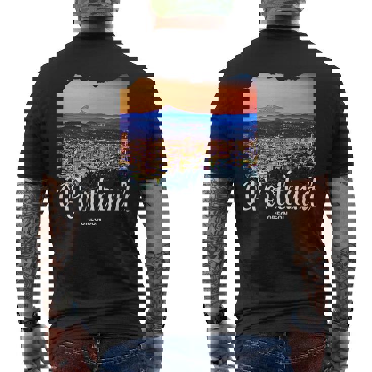 オレゴン州 ポートランドのお土産 ポートランド メンズTシャツ バックプリント