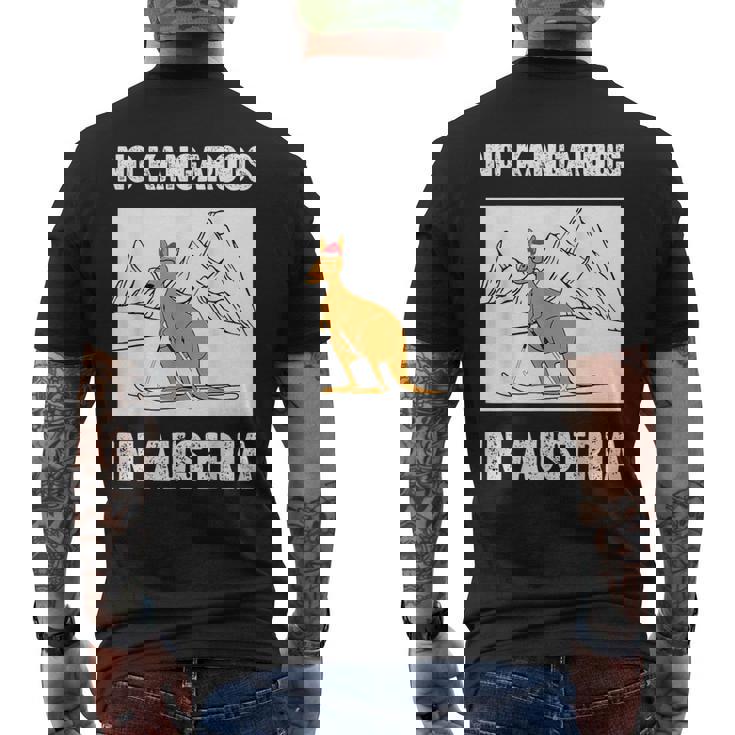 オーストリアにカンガルーはいない 愉快なオーストリア旅行 メンズTシャツ バックプリント