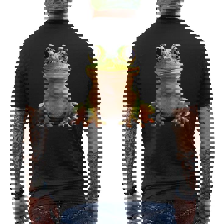 カエル アマガエル 赤ちゃんカエル かわいいカエル メンズTシャツ バックプリント