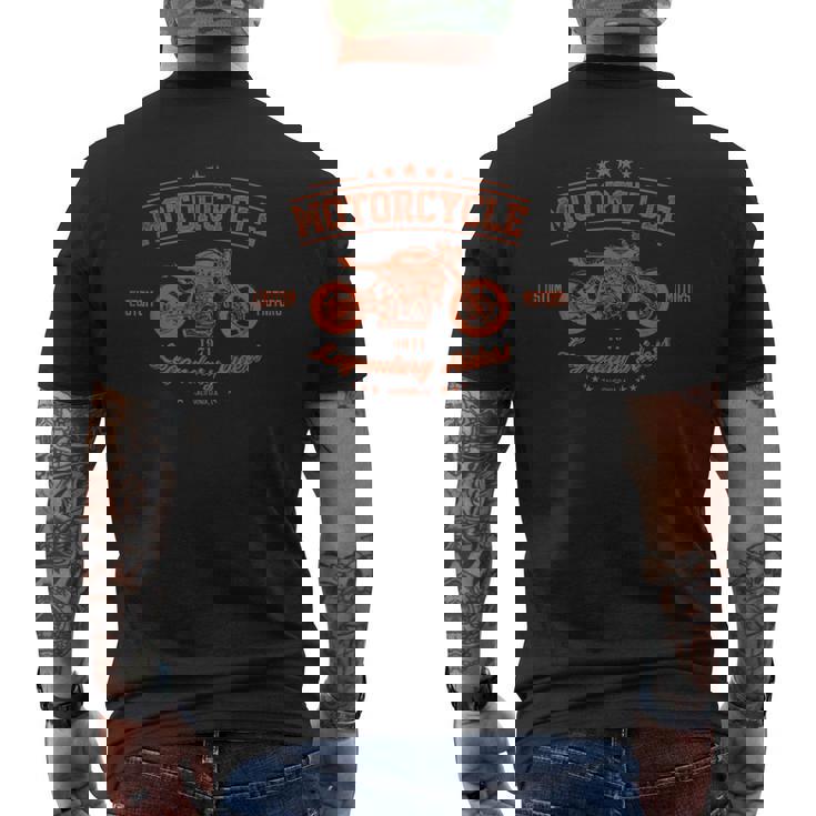 カフェレーサー カスタム バイク 伝説のライダー カリフォルニア ロサンゼルス スクランブラー モーターサイクル メンズTシャツ バックプリント