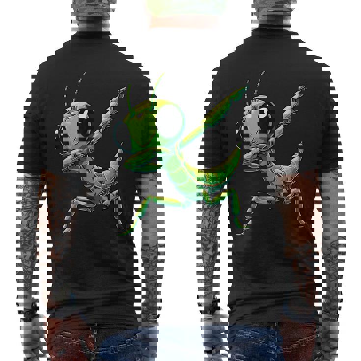 カマキリ、おかしなカマキリ メンズTシャツ バックプリント