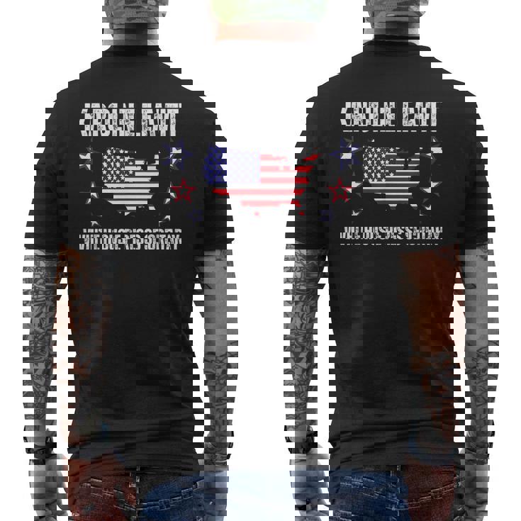 カロライン・レヴィット・ホワイトハウス報道官 メンズTシャツ バックプリント