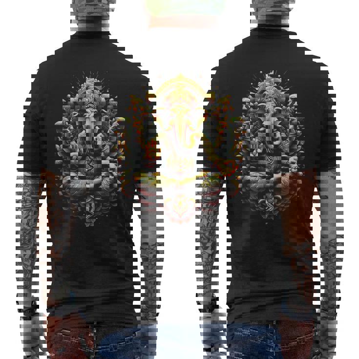 ガネーシュ ヨガ ヒンドゥー教 象 神 ガネーシャ プージャ ナマステ メンズTシャツ バックプリント