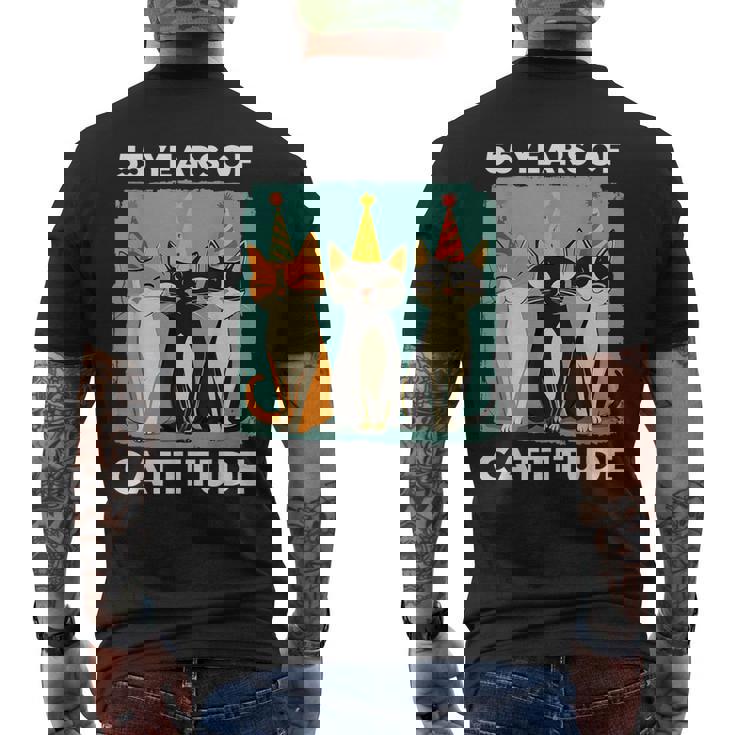 キャティチュード55歳 55歳の誕生日 猫好き 55歳 メンズTシャツ バックプリント
