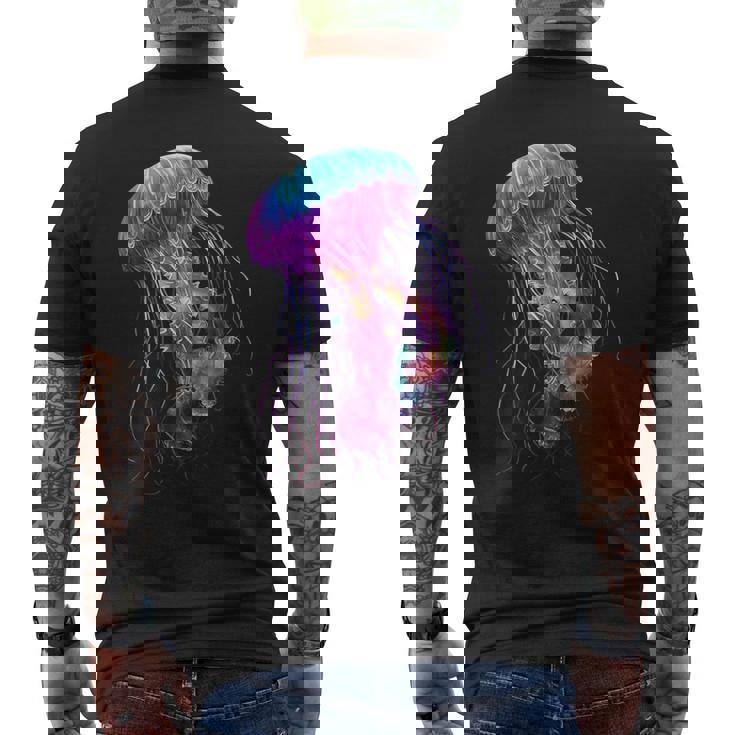 クラゲ 動物 モチーフ アート クラゲ メンズTシャツ バックプリント