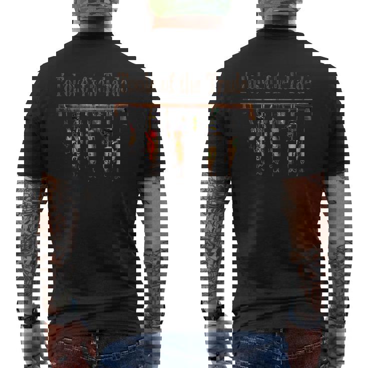 クール メンズ フィッシングルアー ツール オブ ザ トレードデザイン ギフト メンズTシャツ バックプリント