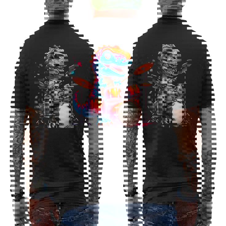 クールなt-Rex恐竜ドラマー音楽バンドデザイン。 メンズTシャツ バックプリント