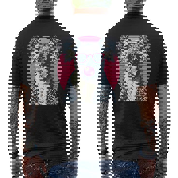 コアラ愛好家のためのサングラスバブルガム付きコアラ メンズTシャツ バックプリント