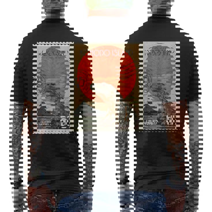 コモド島インドネシアコモドドラゴン メンズTシャツ バックプリント