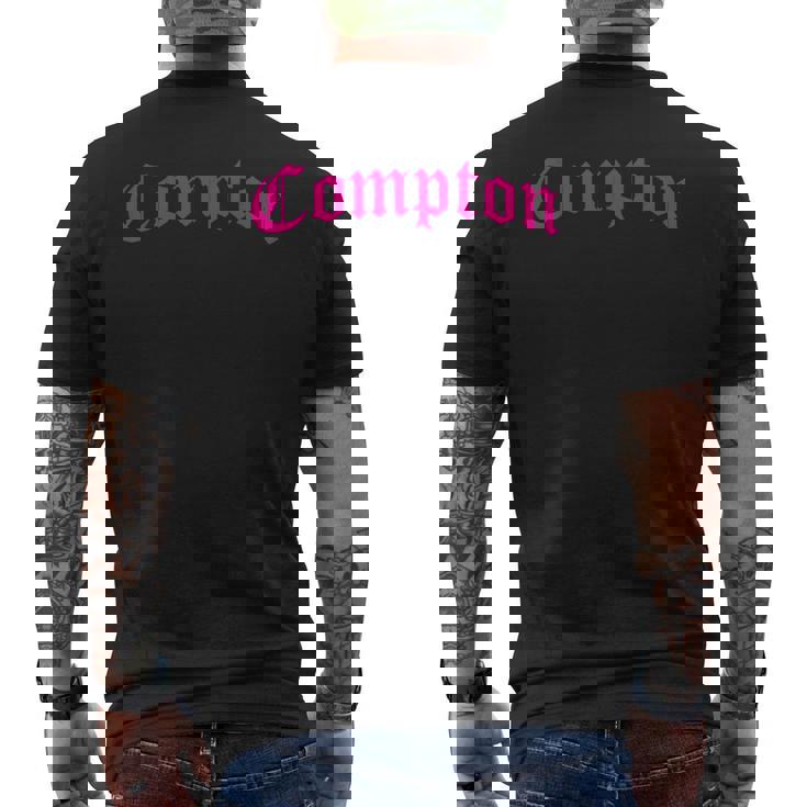 コンプトン、カリフォルニアピンクグラフィック メンズTシャツ バックプリント