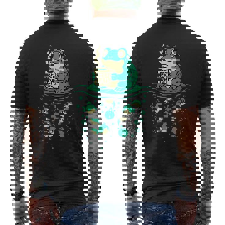 コーヒーとオタマジャクシのアートで面白い最高のお父さんカエル メンズTシャツ バックプリント