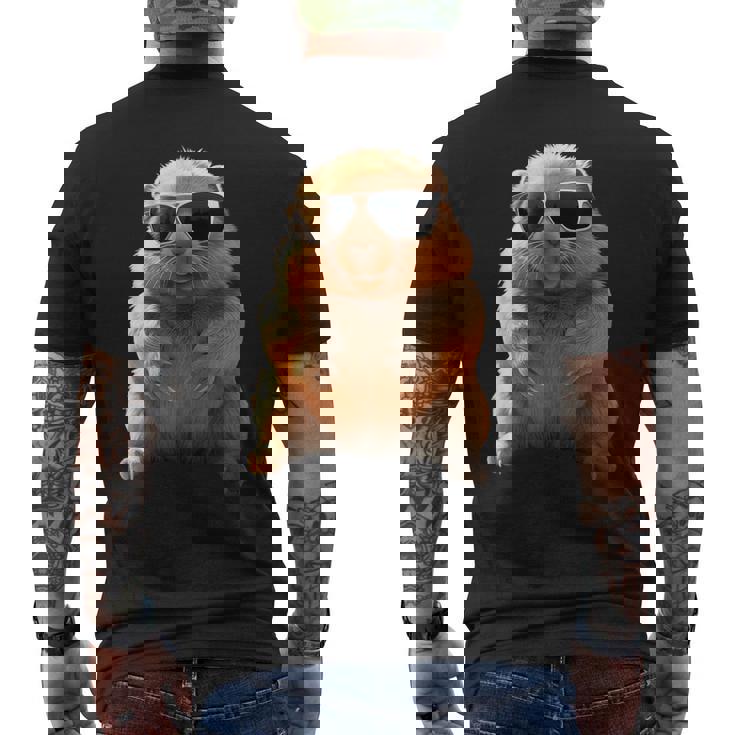 サングラスをかけたウォンバット オーストラリア かわいい ウォンバット メンズTシャツ バックプリント