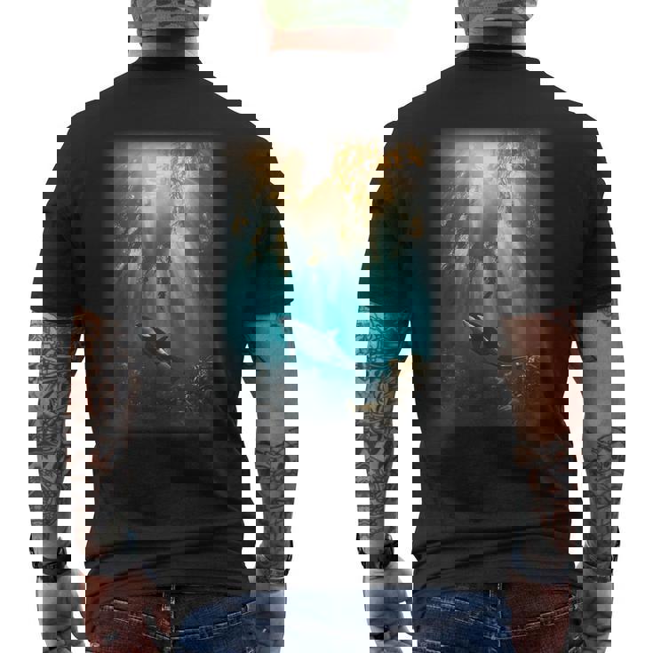 シャチが特徴的なシャチ。 メンズTシャツ バックプリント