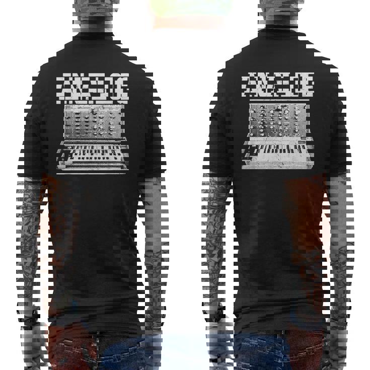 シンセサイザー キーボード シンセ ミュージシャン メンズTシャツ バックプリント