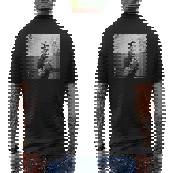 ジェームズ・ティリス対フランク・ブルーノのためにロンドンでボクシングマイク・タイソン。 メンズTシャツ バックプリント