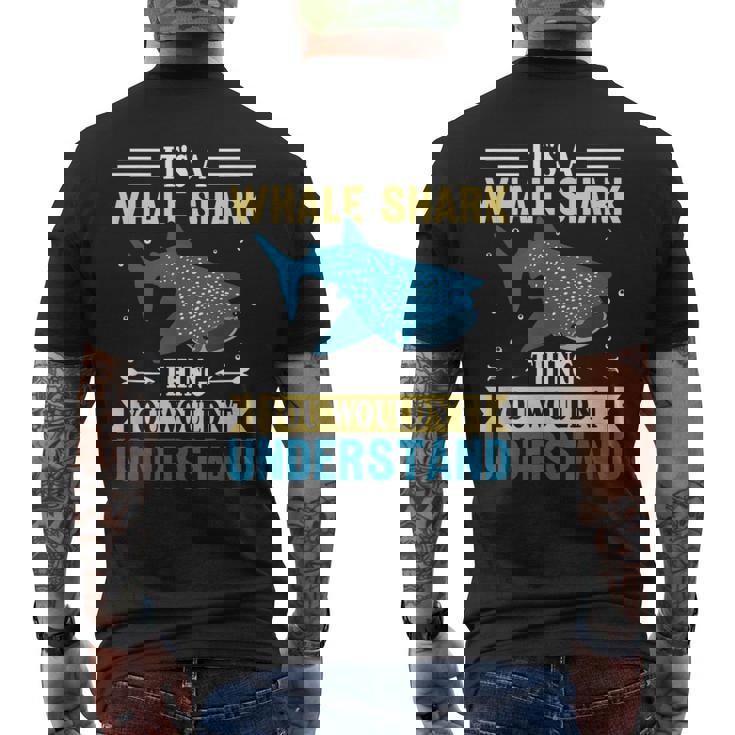 ジンベイザメのことは理解できないジンベイザメです。 メンズTシャツ バックプリント