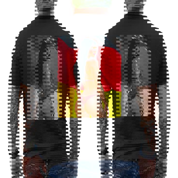 セクシーガールグラフィックtシャツ 「ビキニピンナップガール&ドイツ国旗」 メンズTシャツ バックプリント