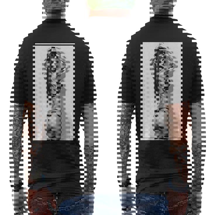 セクシーガールグラフィックtシャツ セクシーブルネットブーティーガール 3インチ B&W メンズTシャツ バックプリント