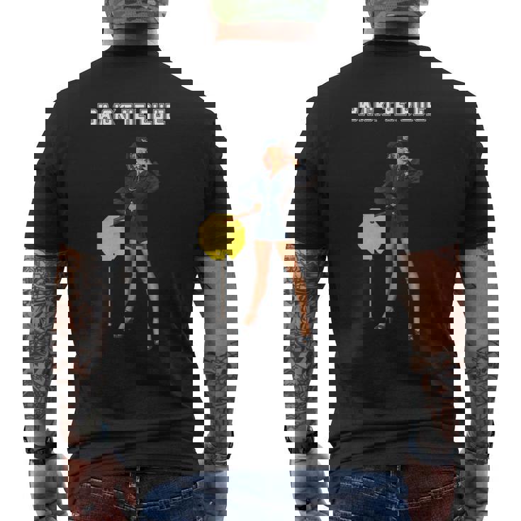 セクシー警察官、バックザブルーピンナップガール メンズTシャツ バックプリント