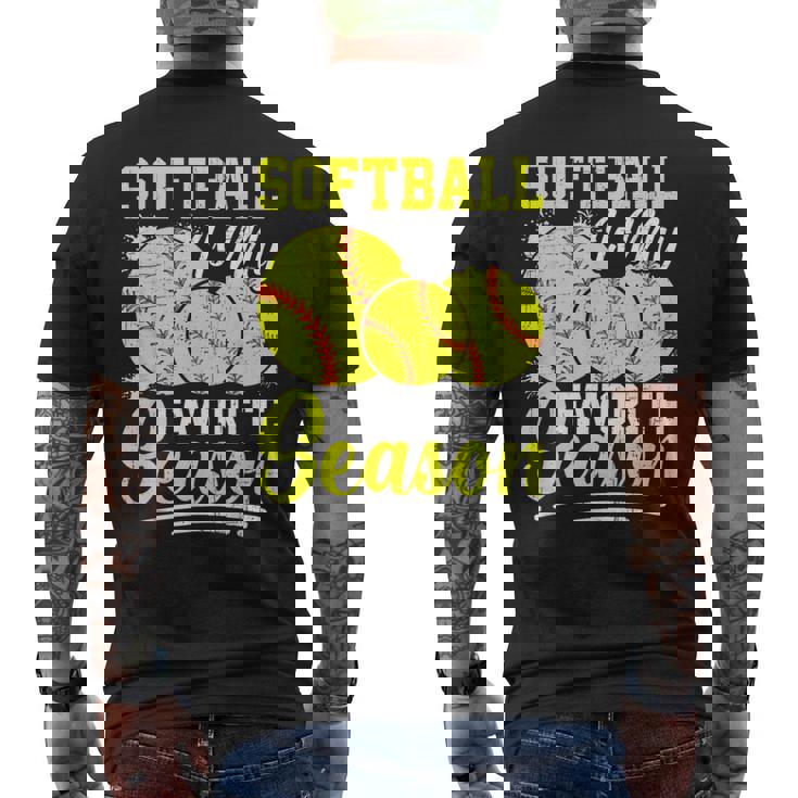 ソフトボールは私の好きな季節の楽しいデザイン。 メンズTシャツ バックプリント