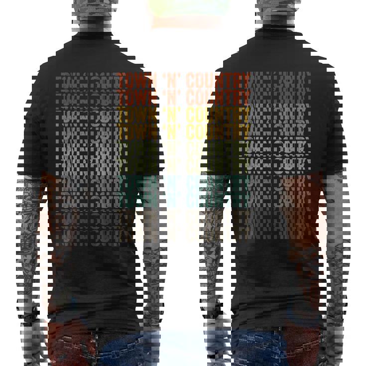 タウンアンドカントリーシティレトロ メンズTシャツ バックプリント