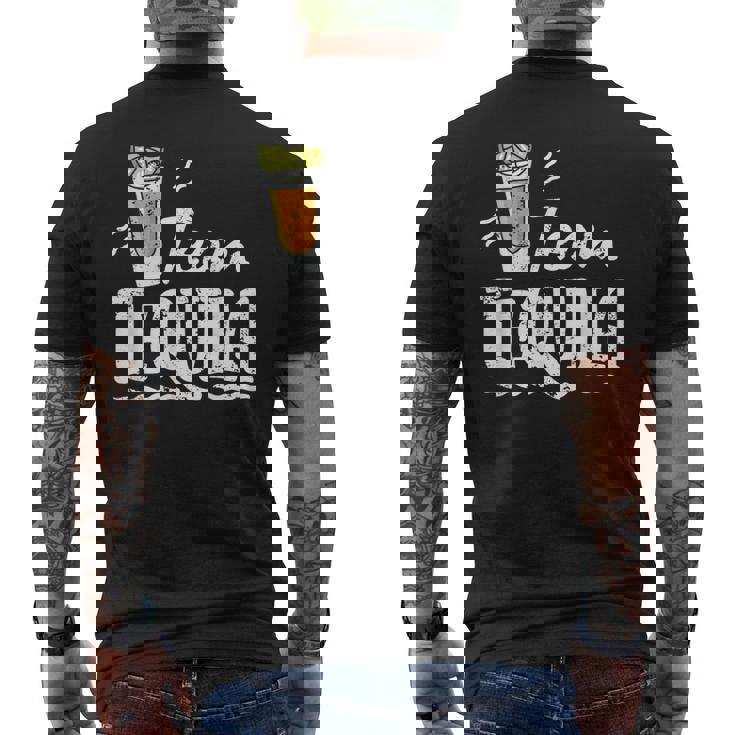 チーム・テキーラ・アイ・メキシカン・バー・アルコール・テキーラ・パーティー メンズTシャツ バックプリント