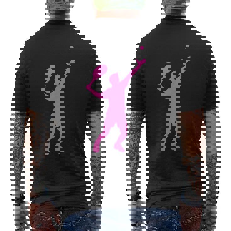 テニスにおけるエレガンスとパワー メンズTシャツ バックプリント