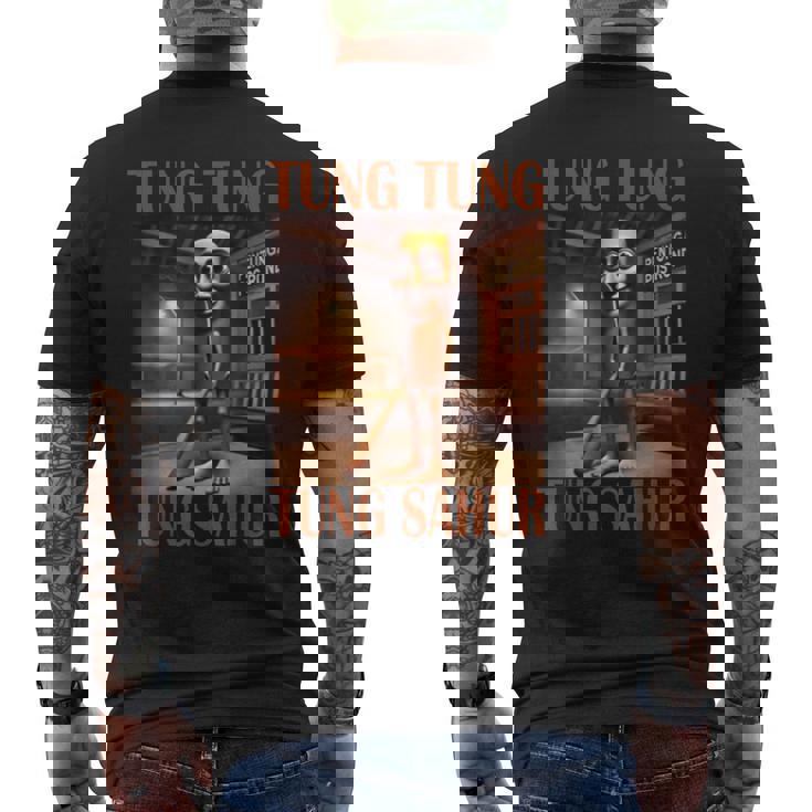 トゥン・トゥン・サフール メンズTシャツ バックプリント