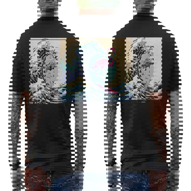 トロピカルピンク フラミンゴ グレートビッグウェーブサーファー オーシャンビーチ メンズTシャツ バックプリント