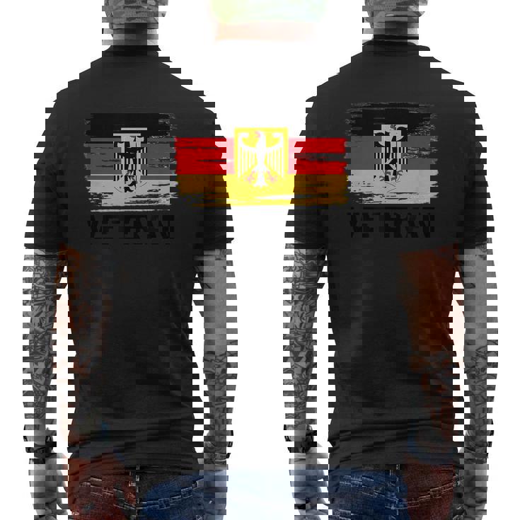 ドイツ退役軍人tシャツ イーグルとフラッグ – 愛国的なゲルマ メンズTシャツ バックプリント
