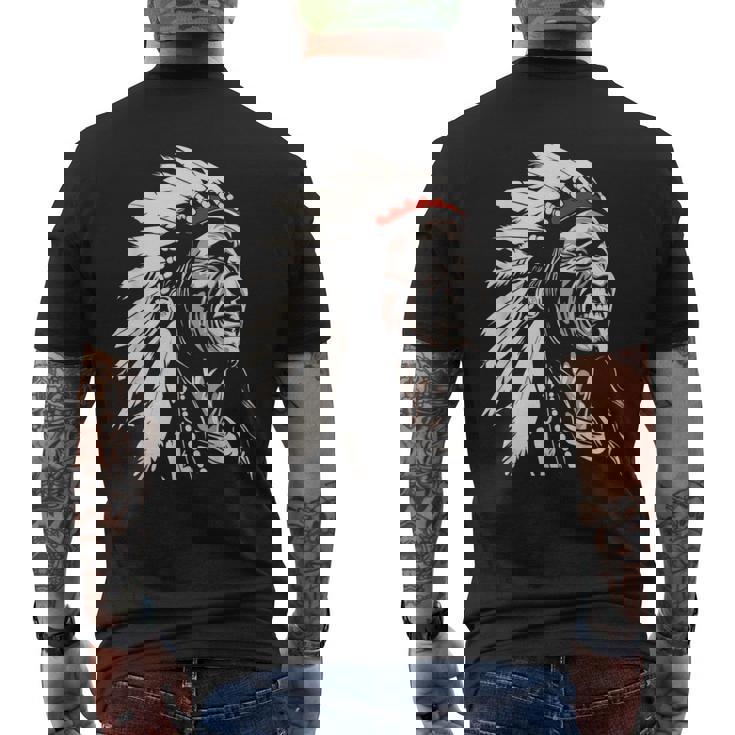 ネイティブアメリカン インディアン マルチカラー ビンテージデザイン メンズTシャツ バックプリント