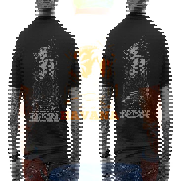 ハバナ キューバ レトロ キューバ プライド ヴィンテージ 70 年代 80 年代のスタイル メンズTシャツ バックプリント