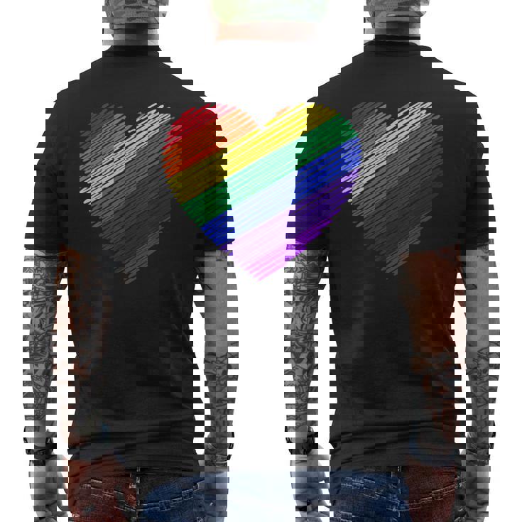 ハート・イン・ザ・カラーズ・オブ・ザ・レインボー メンズTシャツ バックプリント