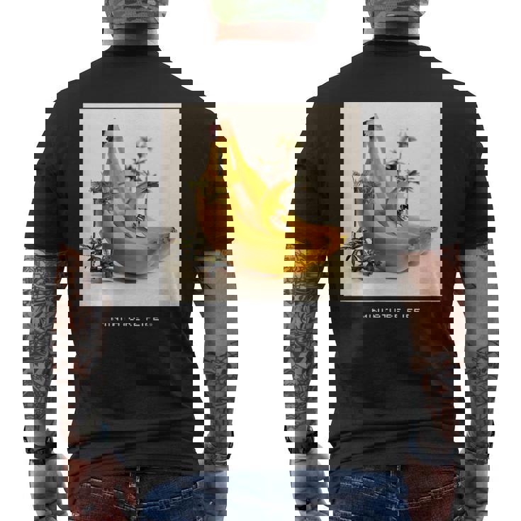 バナナの波はよく滑る メンズTシャツ バックプリント